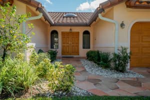 2872 NW 28th St, Boca Raton, FL 33434, Sold 02/23/23