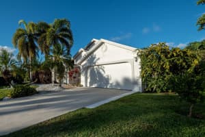 12748 Meadowbreeze Dr, Wellington, FL 33414, Sold 02/17/23