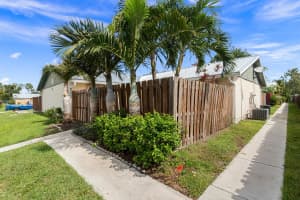 3584 SE Cobia Way, Stuart, FL 34997 Sold 01/03/23