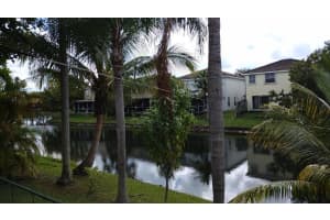 7364  Viscaya Circle, Margate, FL 33063 Sold 12/19/22