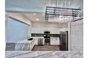 855 Marina Del Ray Ln, West Palm Beach, FL 33401, Sold 05/08/23