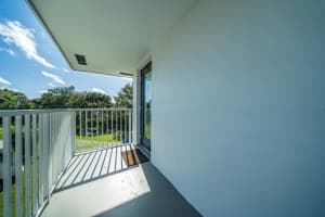 2929 SE Ocean Boulevard   117-10, Stuart, FL 34996 Sold 12/23/22