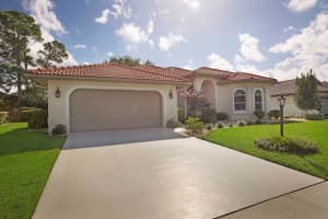 5715  Aspen Ridge Circle, Delray Beach, FL 33484 Sold 02/24/23