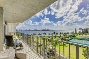 801 Lake Shore Dr, Lake Park, FL 33403, Sold 03/29/23