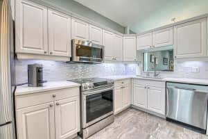 10619 SE Rosemarie Ct, Hobe Sound, FL 33455, Sold 04/06/23