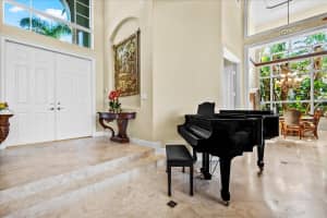 619  Hermitage Circle, Palm Beach Gardens, FL 33410 Sold 07/28/23