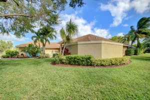 15655 Meadow Wood Dr, Wellington, FL 33414, Sold 02/24/23