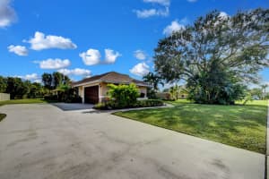 15655 Meadow Wood Dr, Wellington, FL 33414, Sold 02/24/23