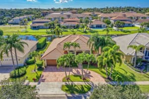 138  Cypress Trace, Royal Palm Beach, FL 33411 Sold 12/27/22