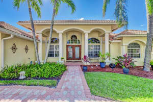 138  Cypress Trace, Royal Palm Beach, FL 33411 Sold 12/27/22