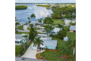 55 SW Cabana Point Circle, Stuart, FL 34994 Sold 04/12/23