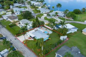 55 SW Cabana Point Circle, Stuart, FL 34994 Sold 04/12/23