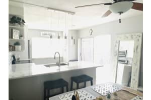 50  Essex Court   A, Royal Palm Beach, FL 33411 Sold 02/13/23