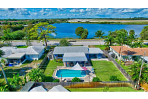5920 Lake Osborne Dr, Lake Worth Beach, FL 33461, Sold 12/08/22
