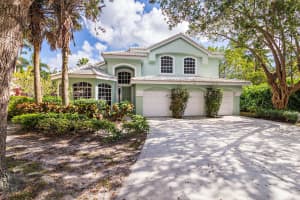 411  Meadowlark Lane, Jupiter, FL 33458 Sold 01/03/23