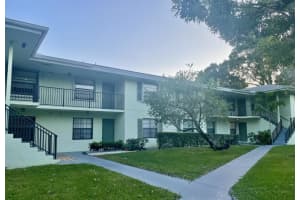1901  Sabal Ridge Court   F, Palm Beach Gardens, FL 33418 Sold 02/10/23