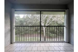 1901  Sabal Ridge Court   F, Palm Beach Gardens, FL 33418 Sold 02/10/23