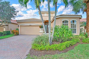 9329  Via Grande   W, Wellington, FL 33411 Sold 03/08/23