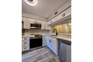 3044 S Oakland Forest Dr, Oakland Park, FL 33309, Sold 12/30/22