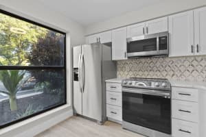 3044 S Oakland Forest Dr, Oakland Park, FL 33309, Sold 12/30/22