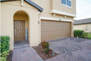 926  Bent Creek Drive, Fort Pierce, FL 34947 Sold 02/24/23