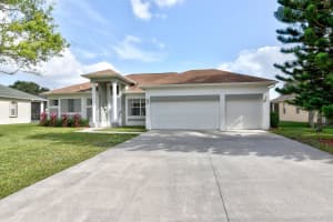 350 22nd Ave, Vero Beach, FL 32962, Sold 02/22/23