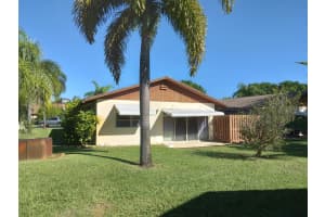 510 SE 27th Way, Boynton Beach, FL 33435 Sold 04/24/23