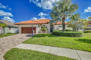 9030  Cypress Hollow Drive, Palm Beach Gardens, FL 33418 Sold 05/26/23