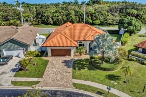 9030  Cypress Hollow Drive, Palm Beach Gardens, FL 33418 Sold 05/26/23