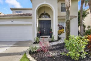 114  Seminole Lakes Drive, Royal Palm Beach, FL 33411 Sold 01/09/23