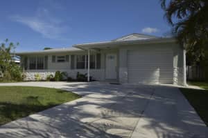 2560 SE Madison Street, Stuart, FL 34997 Sold 01/27/23