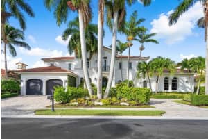 681  Hermitage Circle, Palm Beach Gardens, FL 33410 Sold 05/11/23