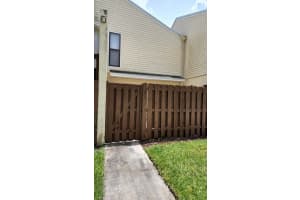 633  Executive Center Drive   L103, West Palm Beach, FL 33401 Sold 10/30/23