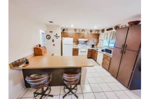 1366 SE Vestridge Lane, Port Saint Lucie, FL 34952 Sold 01/10/23