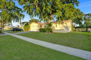 612 NW 15th Avenue, Boca Raton, FL 33486 Sold 03/29/23