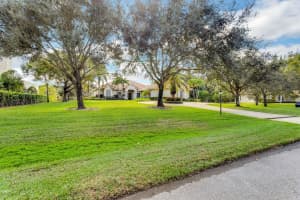 8139 Man O War Road, Palm Beach Gardens, FL 33418 Sold 01/09/24