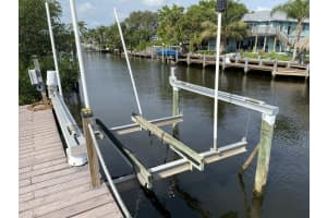 480 SE 12th Place  SE, Vero Beach, FL 32962 Sold 02/09/23