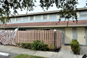 1120 Cypress Wy, Palm Springs, FL 33406, Sold 01/23/23