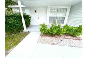 5372 Courtney Cir, Boynton Beach, FL 33472, Sold 01/13/23
