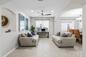 10541  Willow Oak Court, Wellington, FL 33414 Sold 02/10/23