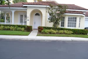 136  Mangrove Bay Way, Jupiter, FL 33477 Sold 02/14/23