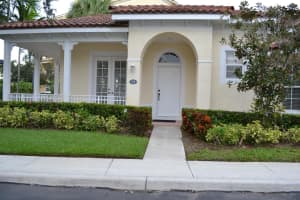 136  Mangrove Bay Way, Jupiter, FL 33477 Sold 02/14/23