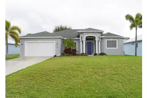 8361 SE Magnolia Avenue, Hobe Sound, FL 33455 Sold 05/05/23