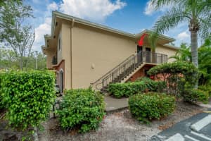 4183 N Haverhill Road 702, West Palm Beach, FL 33417 Sold 01/03/23