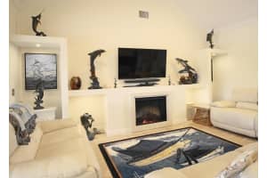 1313 SW Troon Circle, Palm City, FL 34990 Sold 04/25/23