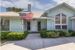 972 SW Catalina St, Palm City, FL 34990, Sold 03/17/23