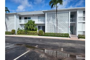 4201 S Ocean Boulevard   H2, South Palm Beach, FL 33480 Sold 04/25/23