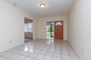 1323  Summit Run Circle, West Palm Beach, FL 33415 Sold 03/17/23