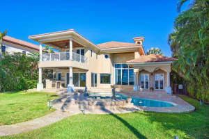 825 N Atlantic Drive, Lantana, FL 33462 Sold 06/15/23