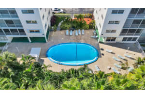500 NE 14th Avenue Avenue   212, Hallandale Beach, FL 33009 Sold 02/03/23